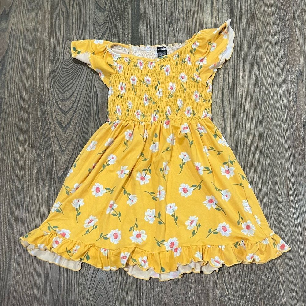 Zunie Girls Floral Smocked Dress Flutter Sleeve Ruffle Hem Yellow Size Small 7/8